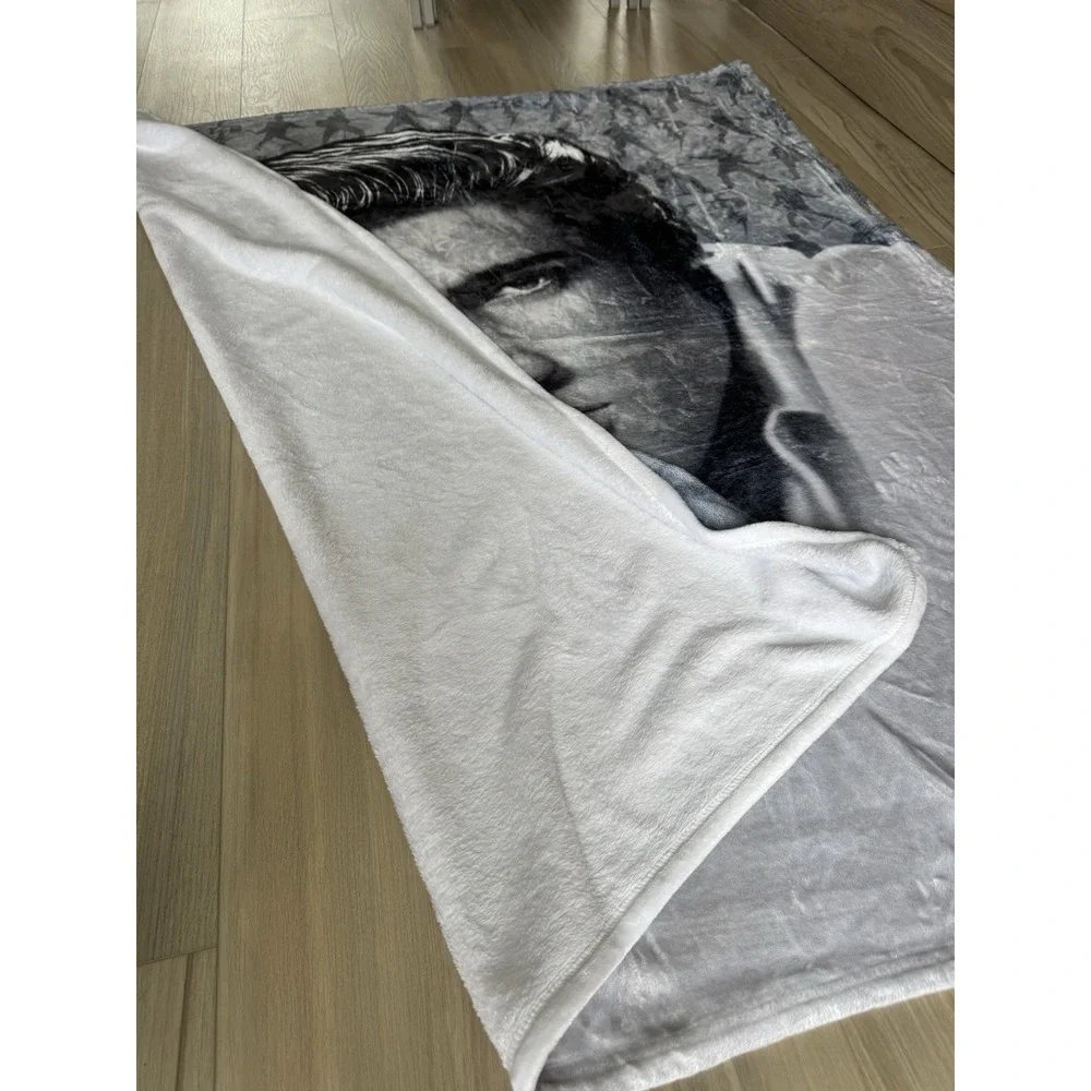 Elvis Presley Fleece Throw Blanket 50x60 Inches Silver Gray Polyester Super Soft